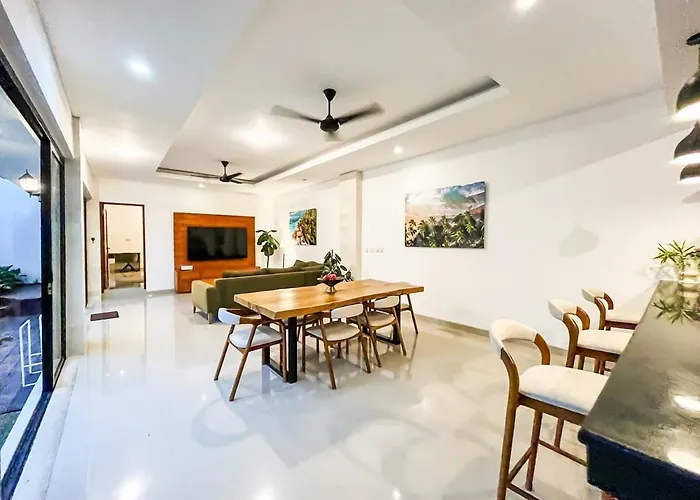 Stylish 3br Pool 5 Min To アパート